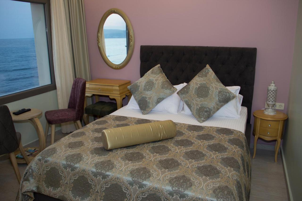 Itimat Otel Urla Exteriér fotografie